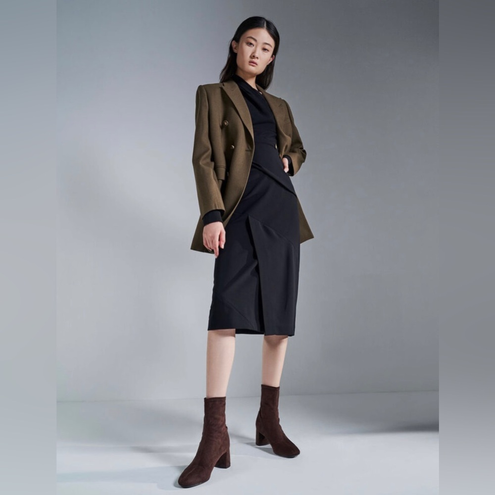 Charles & Keith Textured Stitch-Trim Ankle Boots | Size EU 35, USA 5 Dark Brown